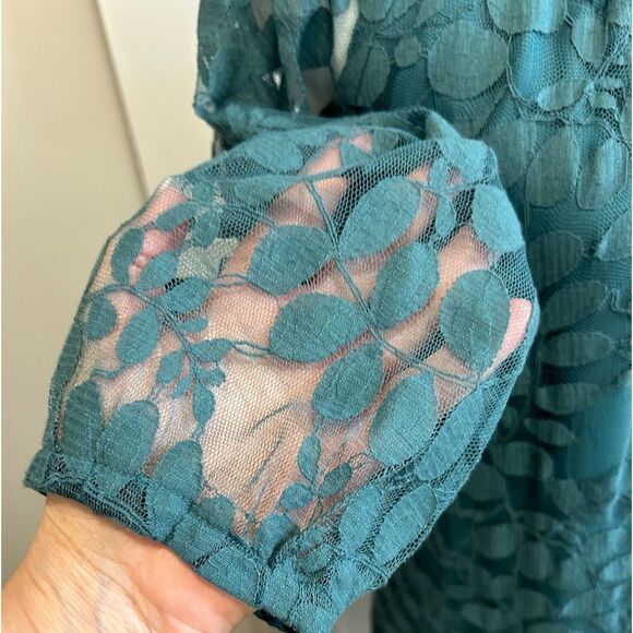 Garnet Hill Boheme Easy Lace Dress - Picture 4 of 7